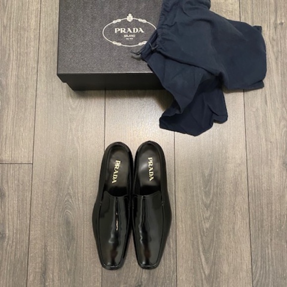 Prada Brushed Black Leather Loafers Size US 10.5 NWT - Picture 1 of 14